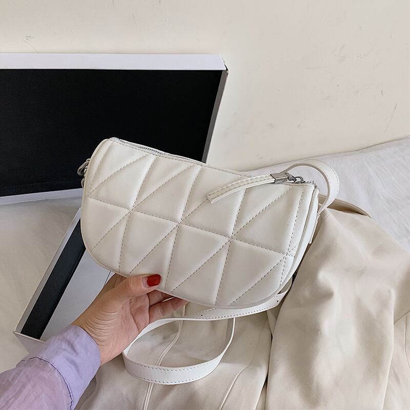 スモールバッグレディースバッグ2020夏の新しいトレンドラインワイルド刺繍糸クロスボディバッグインファッションショルダーサドルバッグ Tiancai_Wing_Bag0428460