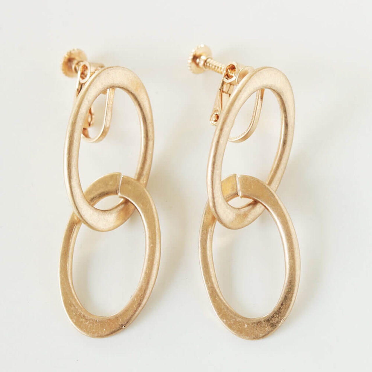 \期間限定1000円ポッキリ/【ネコポス便】ダブルスクエアリング イヤリング (0049)