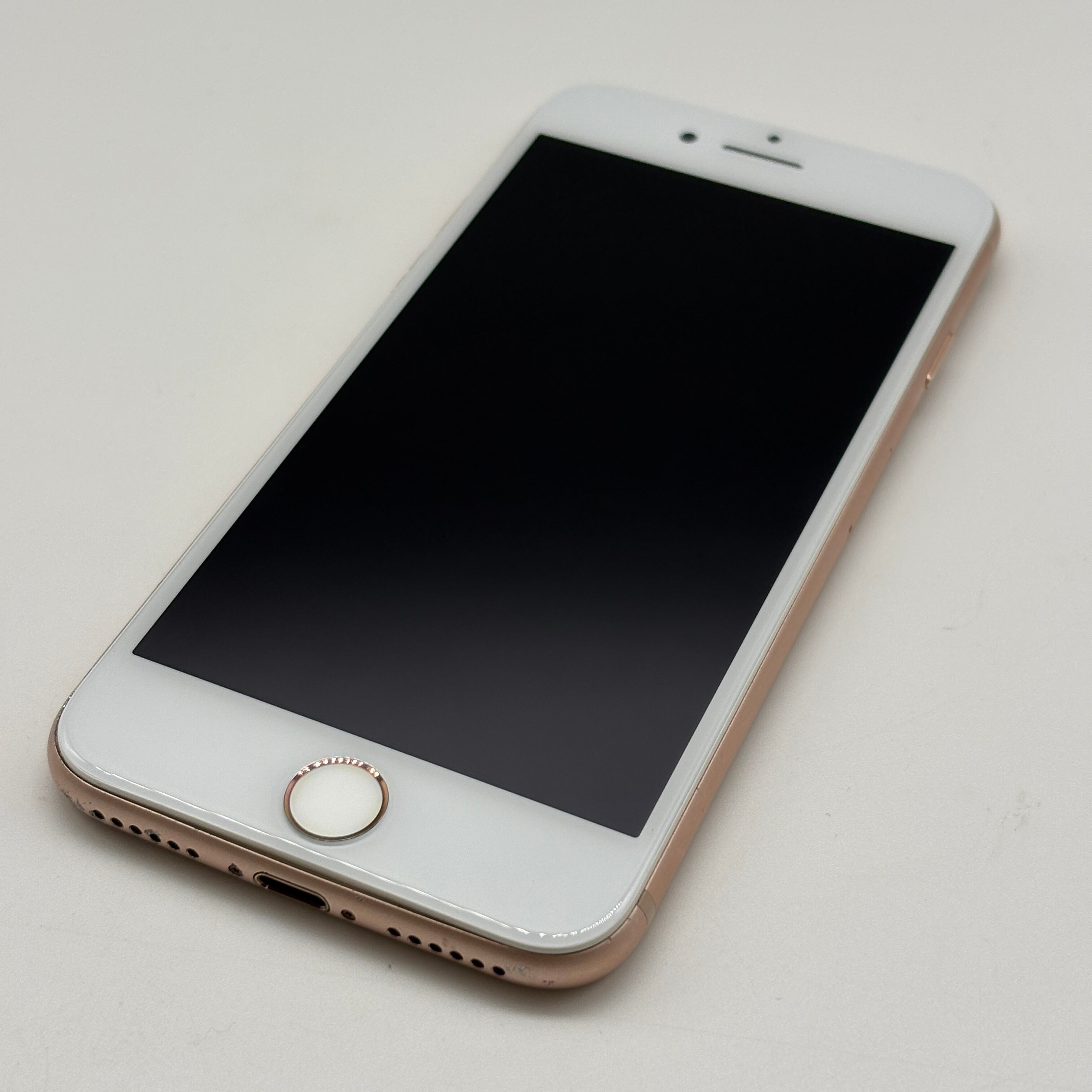 iPhone8 64GB ゴールド アイフォン本体 SIMフリー SIMロック解除済み