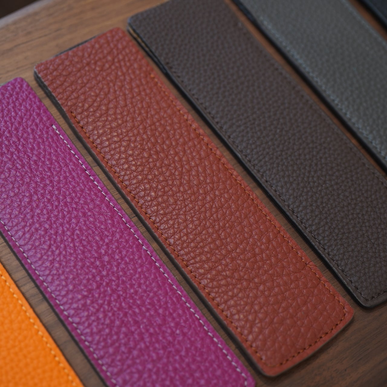 カンダミサコ 平型1本挿しペンシース（万年筆ケース） その3 | CIRCLE