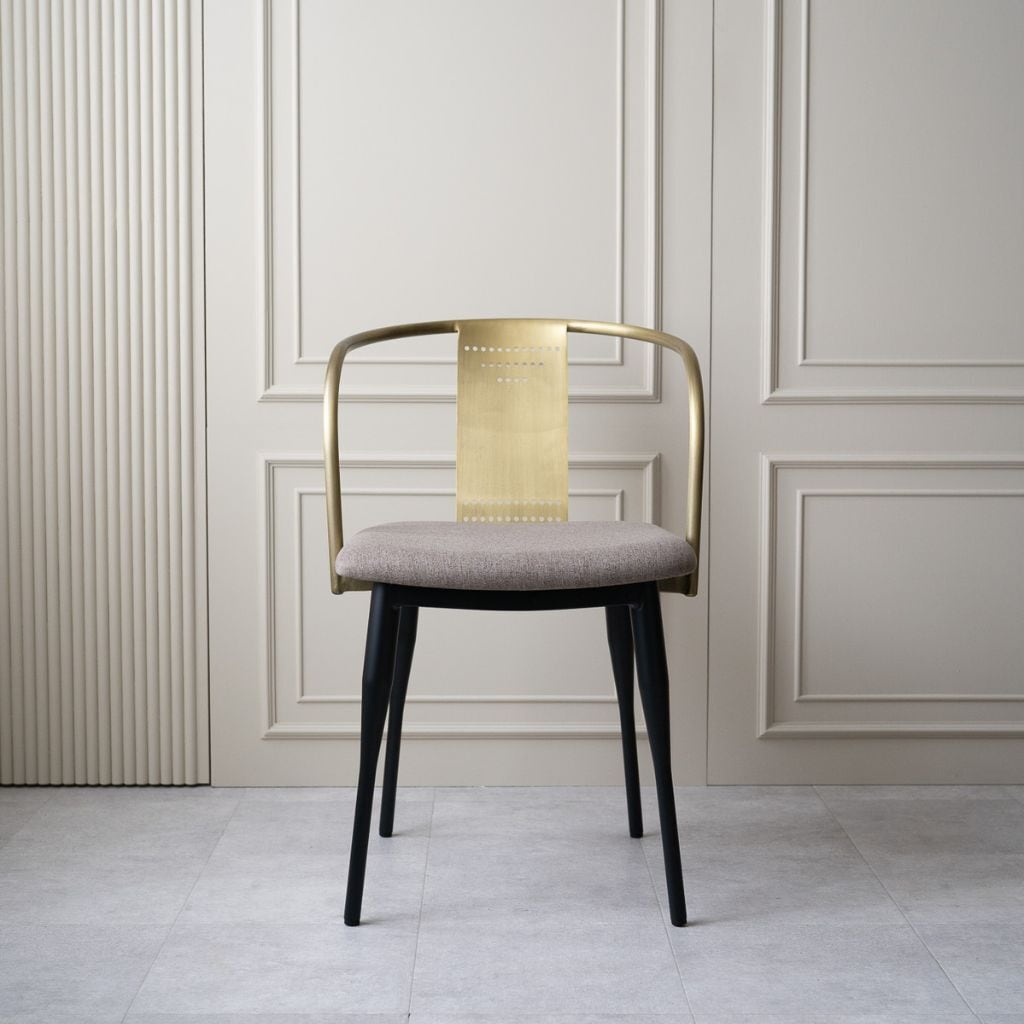 Armor Dining Chair / アーマーダイニングチェア K03187 | KuHoN