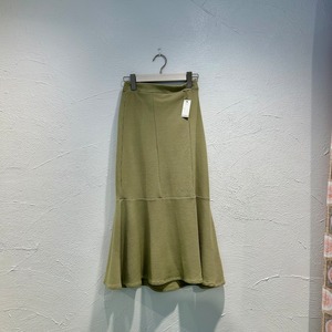 新品 サーマル マーメイドスカート