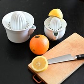 東屋　ジューサー［4573503821329］