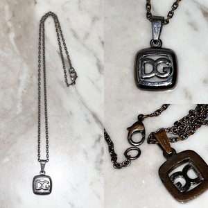 DOLCE&GABBANA metal logo pendant necklace