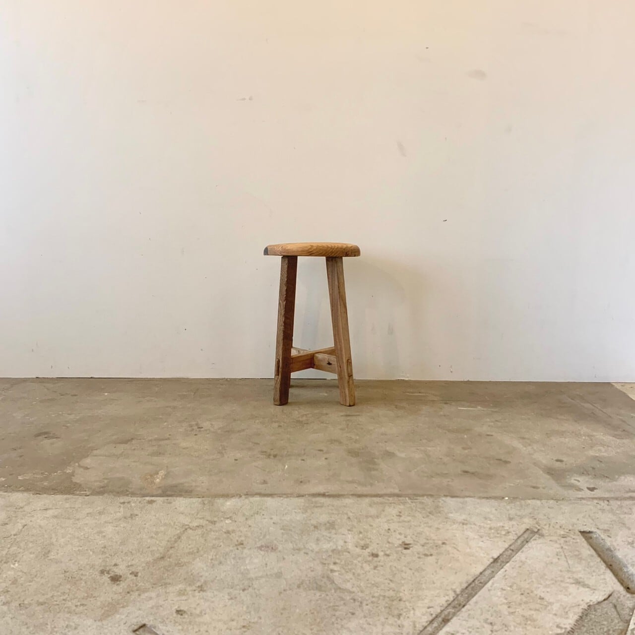 丸椅子　木のスツール　古家具　no.419