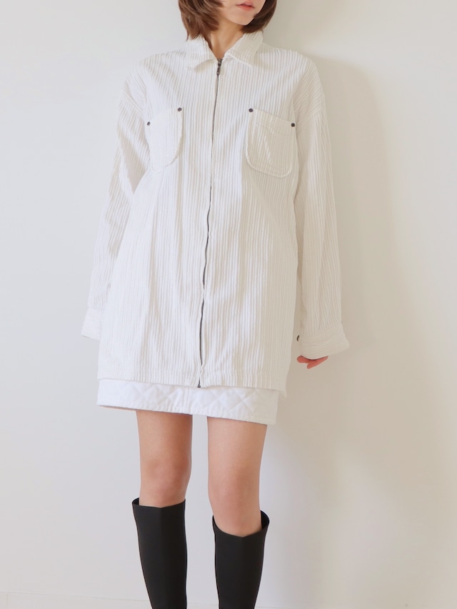 ●corduroy front zipper shirts jacket(white)