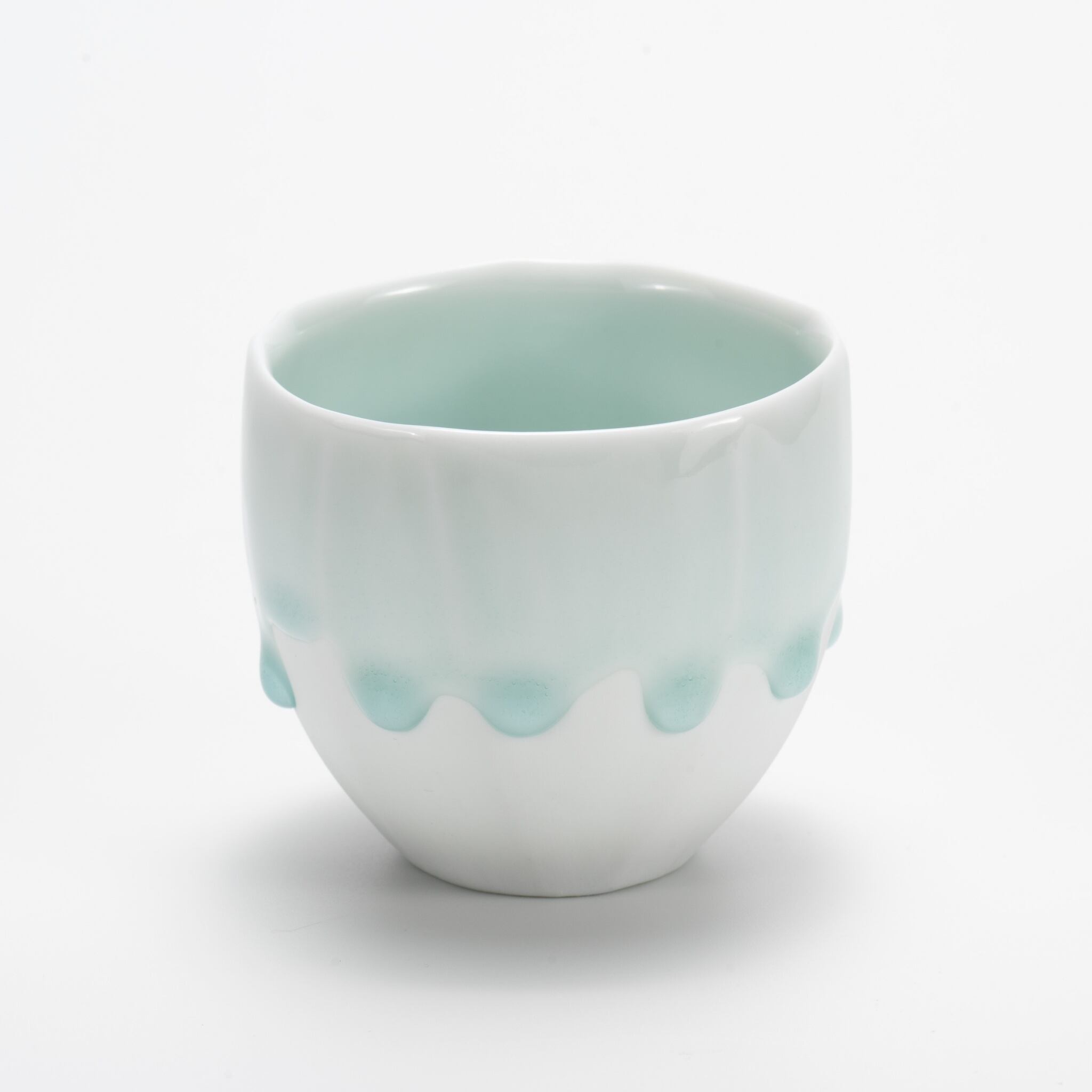 ゆのみ様 青白磁 雫シリーズ ゆのみ | imaginedog