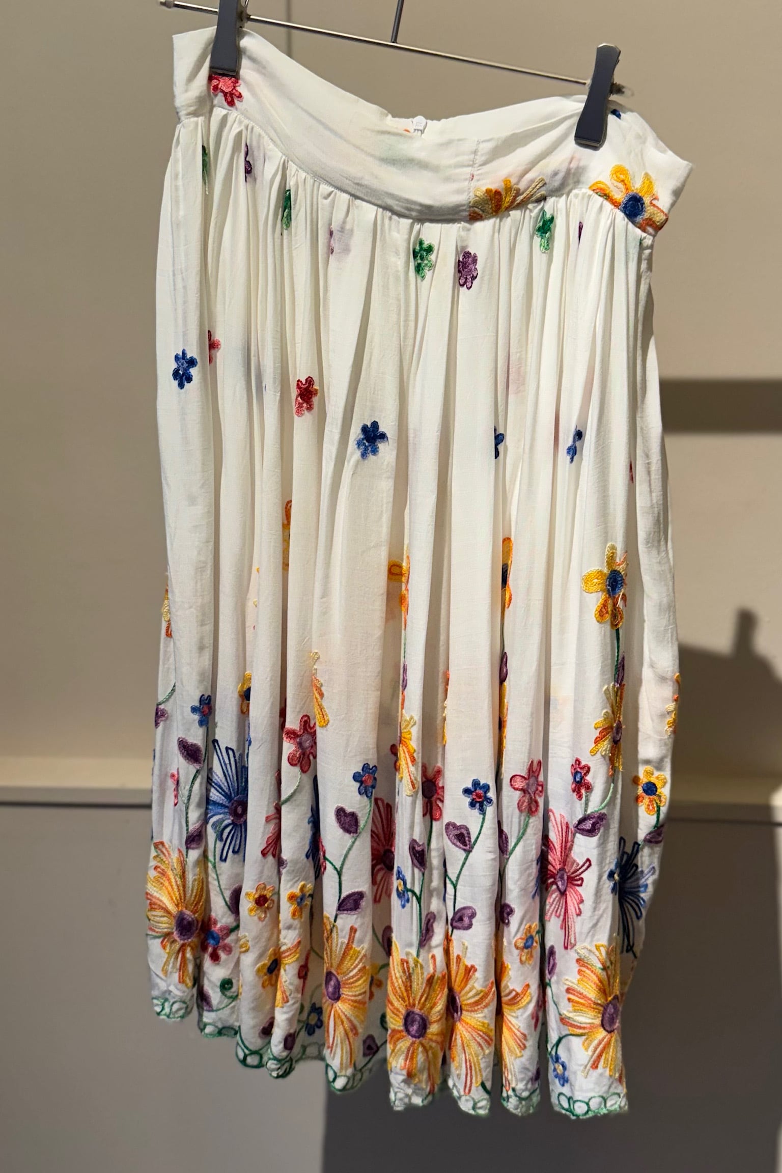 【送料無料】European embroidery skirt