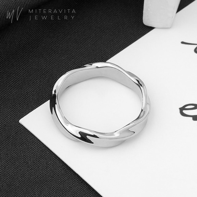 金属アレルギー対応 リング サージカルステンレス リング 5mm幅 幾何学ツイストライン リング【R193】