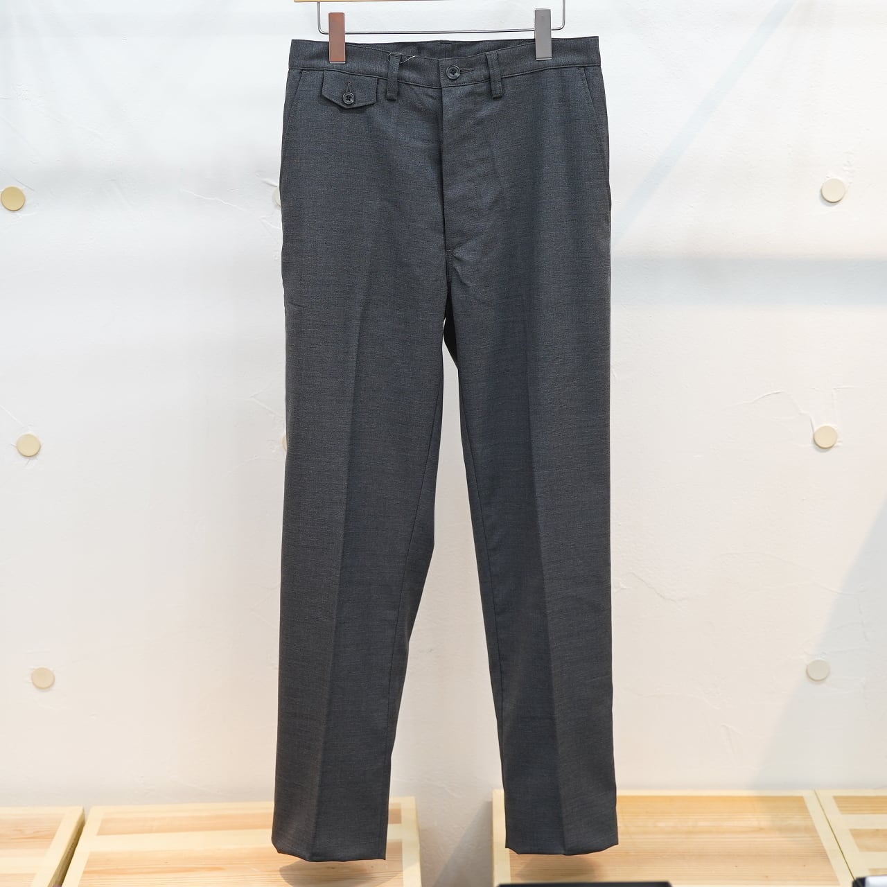 Workers(ワーカーズ) ムーングロウトラウザーズ21 コンバットウールトロピカル グレー