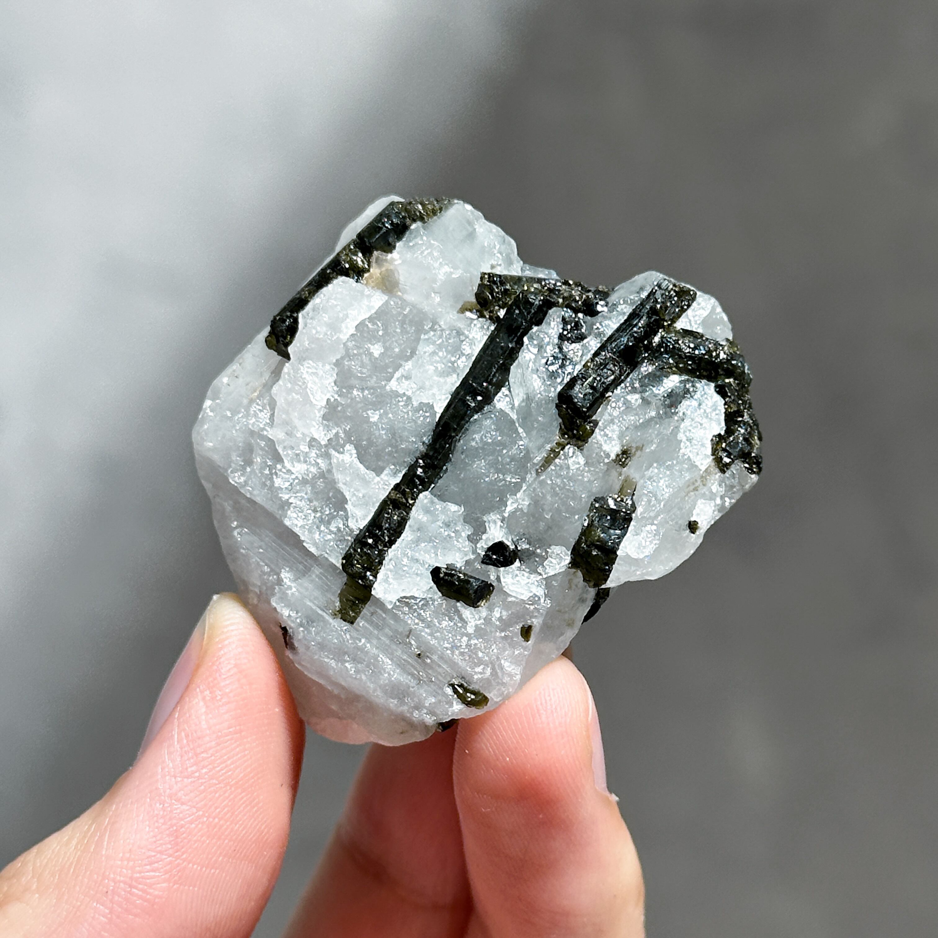 ミナスジェライス産グリーントルマリン 原石 22◇ Green Tourmaline ◇天然石・鉱物・パワーストーン