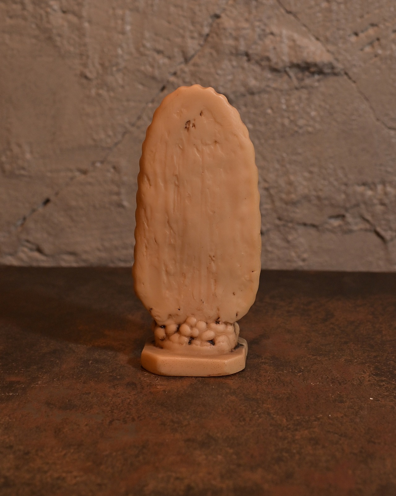 ヴィンテージ雑貨 メキシコ グアダルーペの置物 褐色のマリア