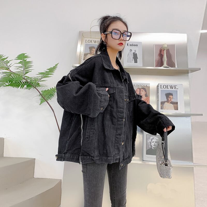 太めのmmデニムジャケットのトップスはお腹を覆い、薄くてルーズに見えます。デザインはルーズでルーズです。 ミックスインファッション17606162385