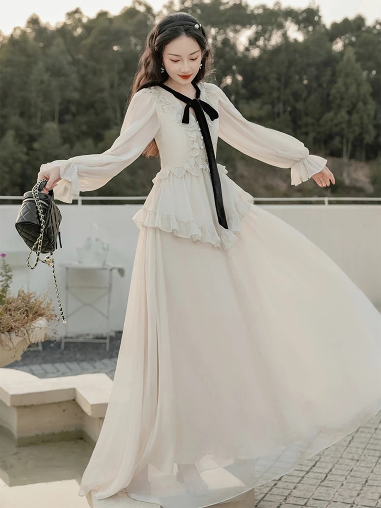 【0251】Maxi Length Frill Flare Long Sleeve Dress