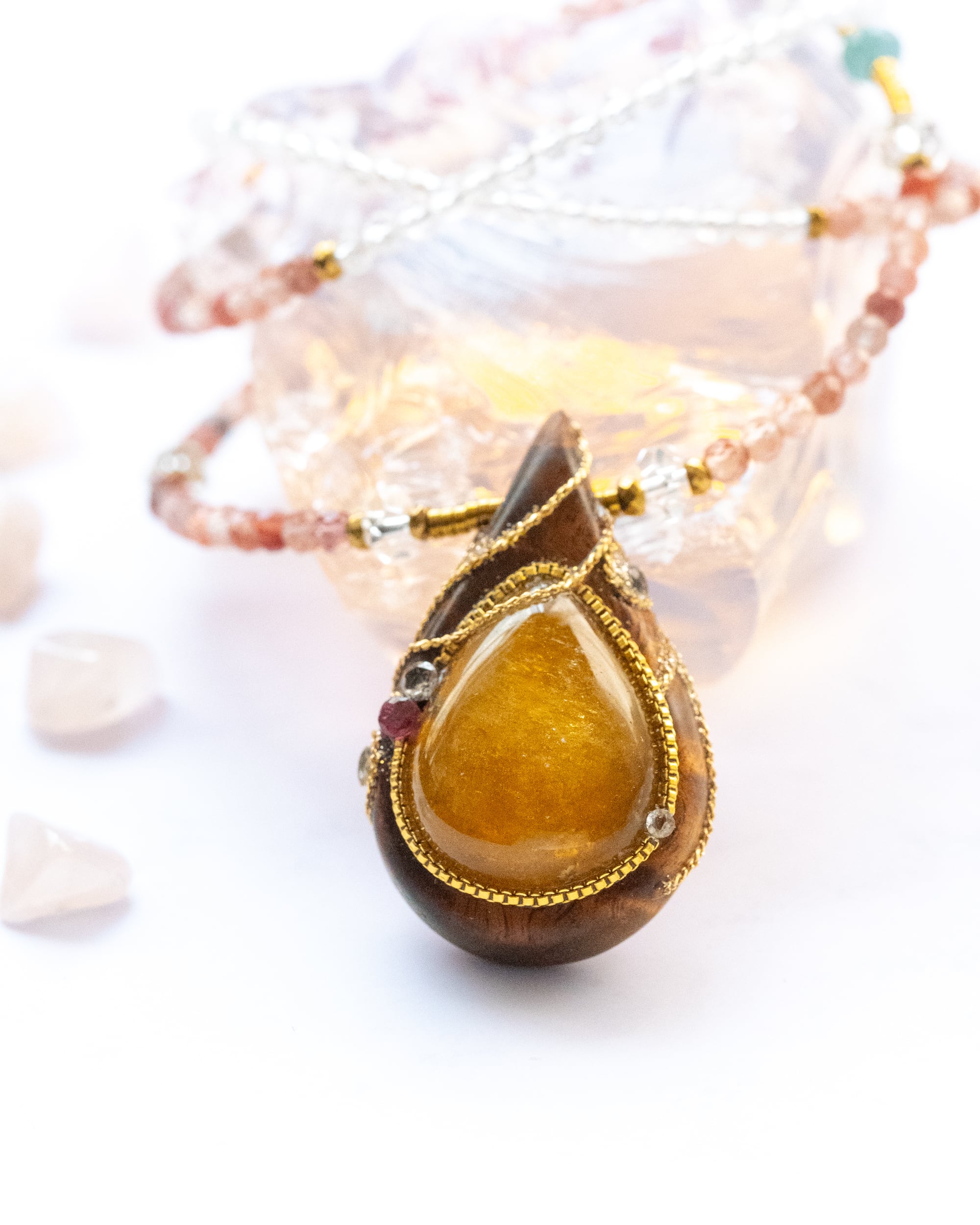 【Order】愛知県A.E様『煌めく花の盾』ゴールデンシャイントルマリン×ハワイアンコア