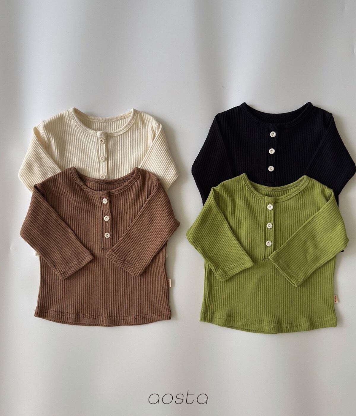 送料無料【予約】/ バターボタンTシャツ / aosta