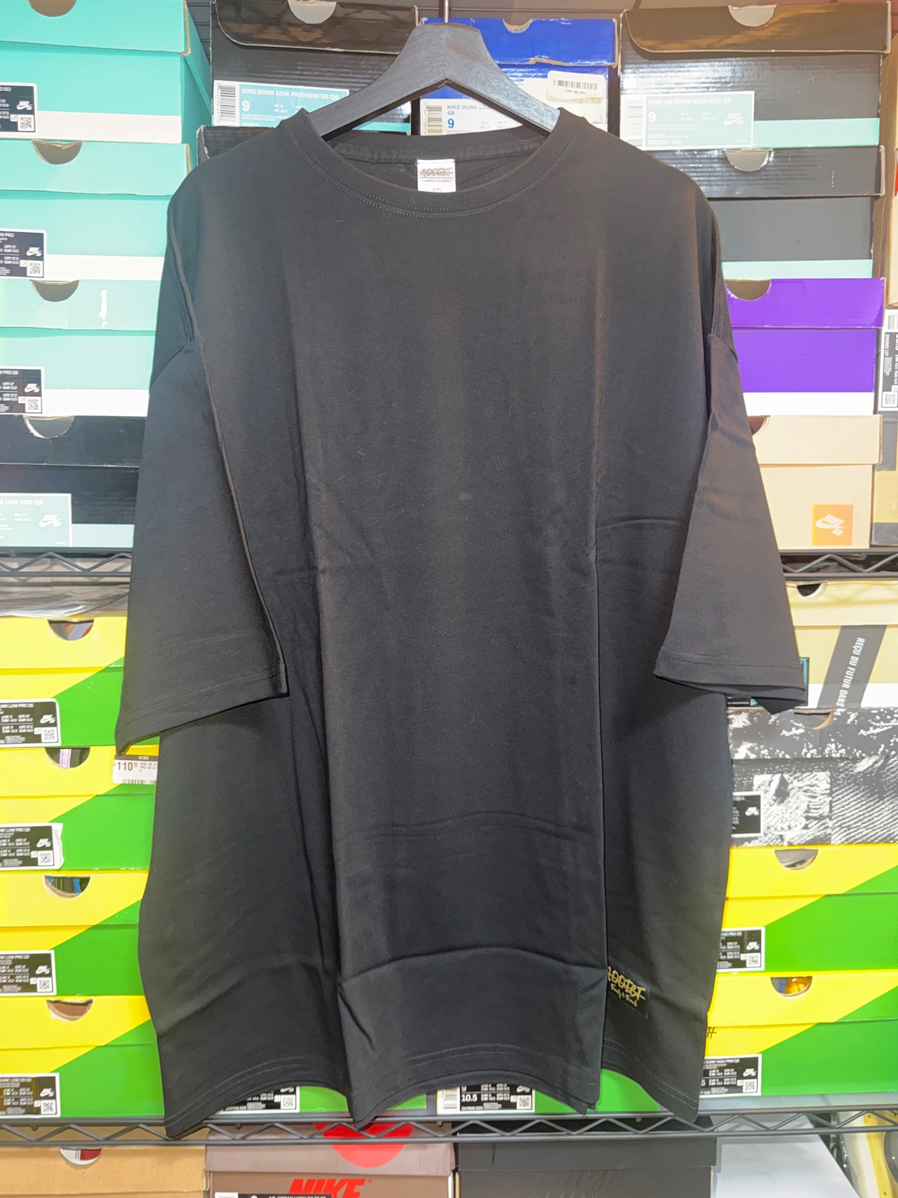 【SAMPLE】A.D.D.I.C.T Friends & Family Label Tee Black【 XLarge / XXLarge】