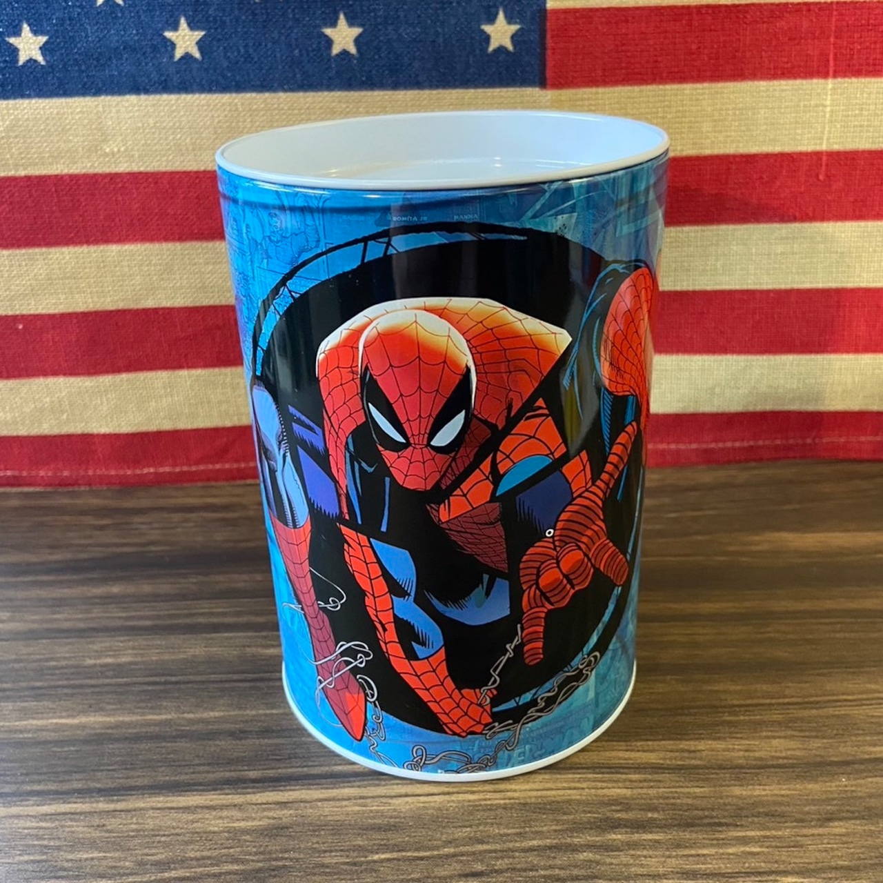 スパイダーマン 貯金箱 3