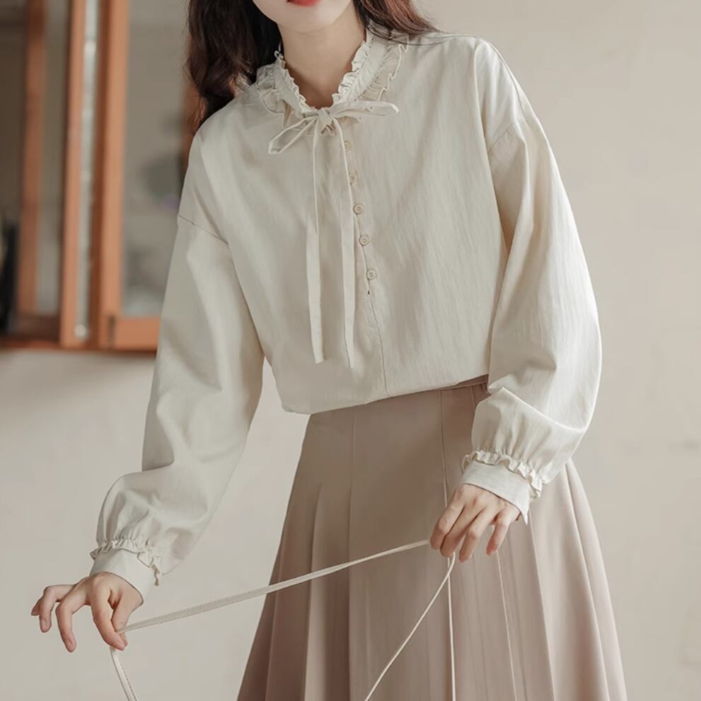 フリルネック細リボントップス ・4940 | Lehtia - レフティア｜淡色