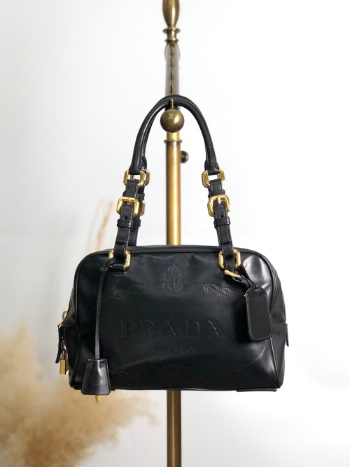 PRADA プラダ ハンドバッグ ブラック ロゴ型押し レザー ミニボストン vintage ヴィンテージ オールド nfyku6