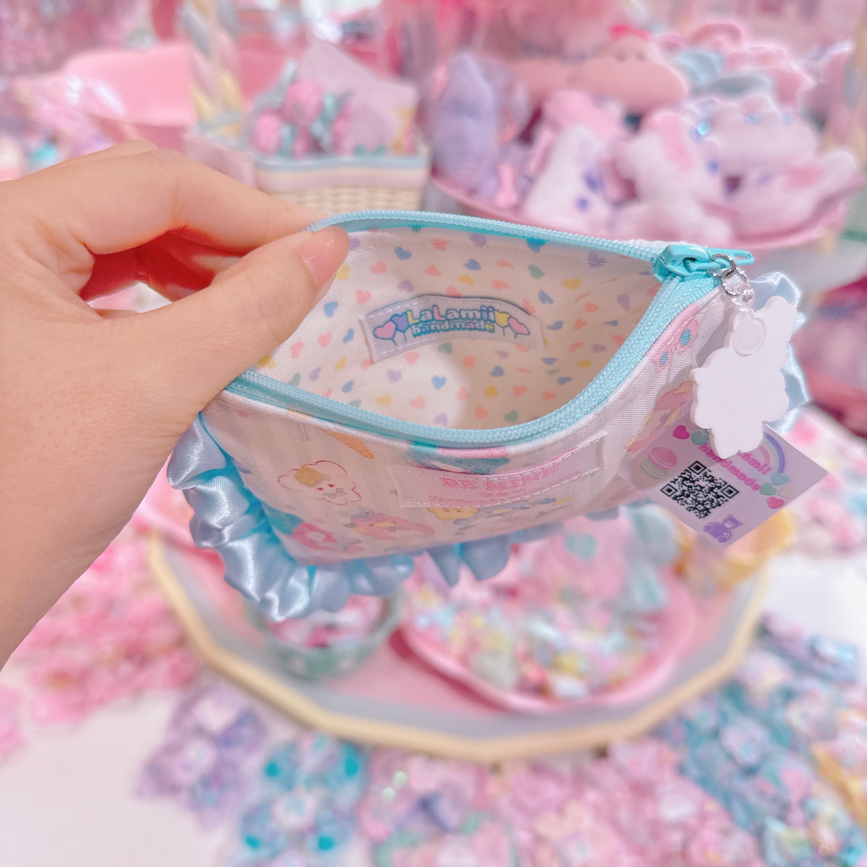 【E3】94-8コットンレース＆サテンフリルミニポーチ