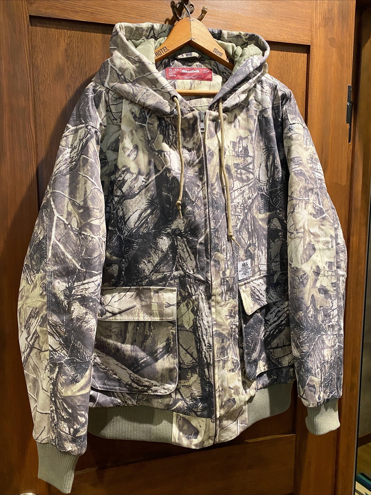 フードジャケット / HIDEANDSEEK(ハイドアンドシーク) / CAMO ZIP HOODED JACKET(BEIGE CAMO)(XLサイズ)(HJ-100125)