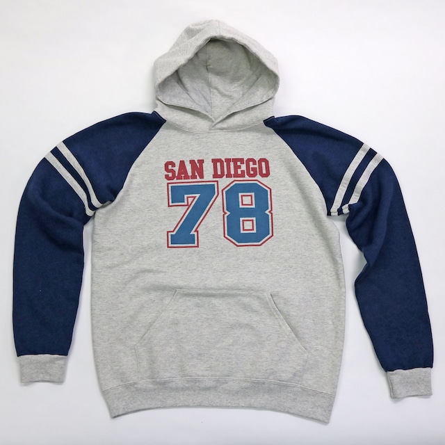 Colorblocked Raglan Hoodie  SAN DIEGO 78 (Oatmeal Heather x Indigo Heather)