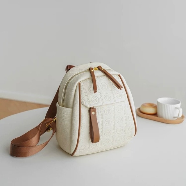 幾何学デザインバックパック