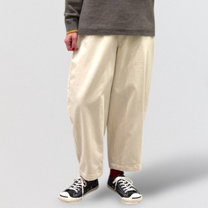 vm コットンウールデニムコクーンパンツ