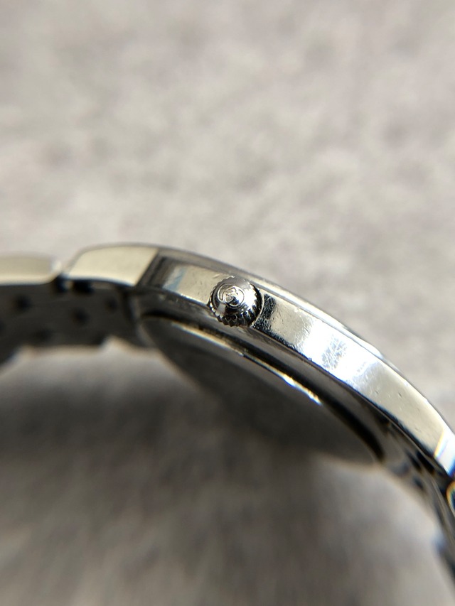 GUCCI グッチ 腕時計 シルバー ステンレススチール クォーツ　5500L vintage ヴィンテージ オールド w75vg2