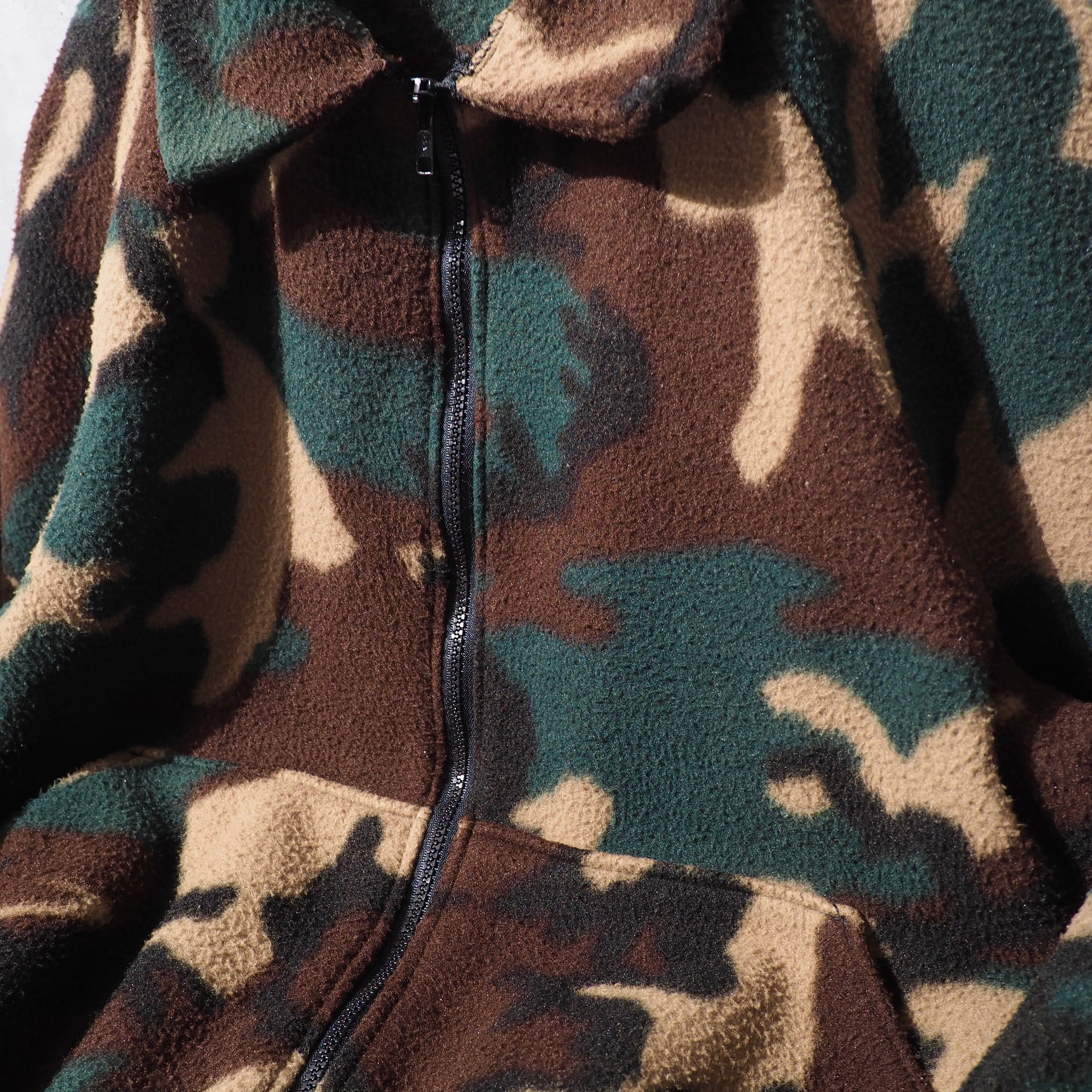 1980s " made in USA " Camouflage pattern Design vintage loose fleece jacket