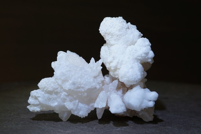 ホワイトカルサイト Calcite 1360