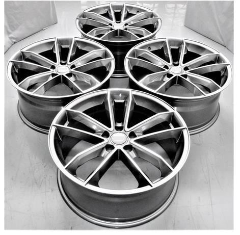 純正Audi RS4 19インチホイール、スタッドレスタイヤA4、A5、RS5