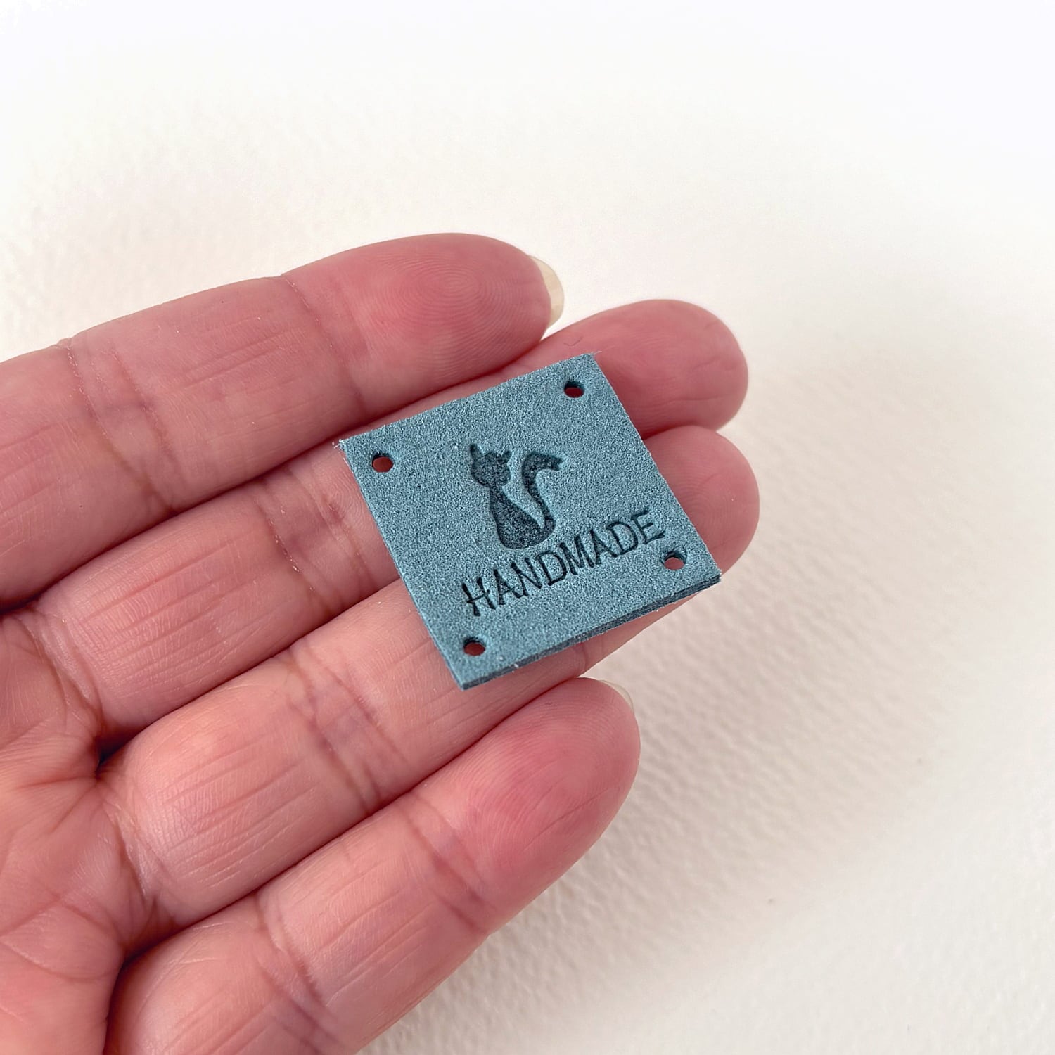 革タグ【正方形・猫A】 | ひつじや