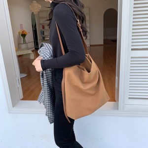 シンプルトートバッグ