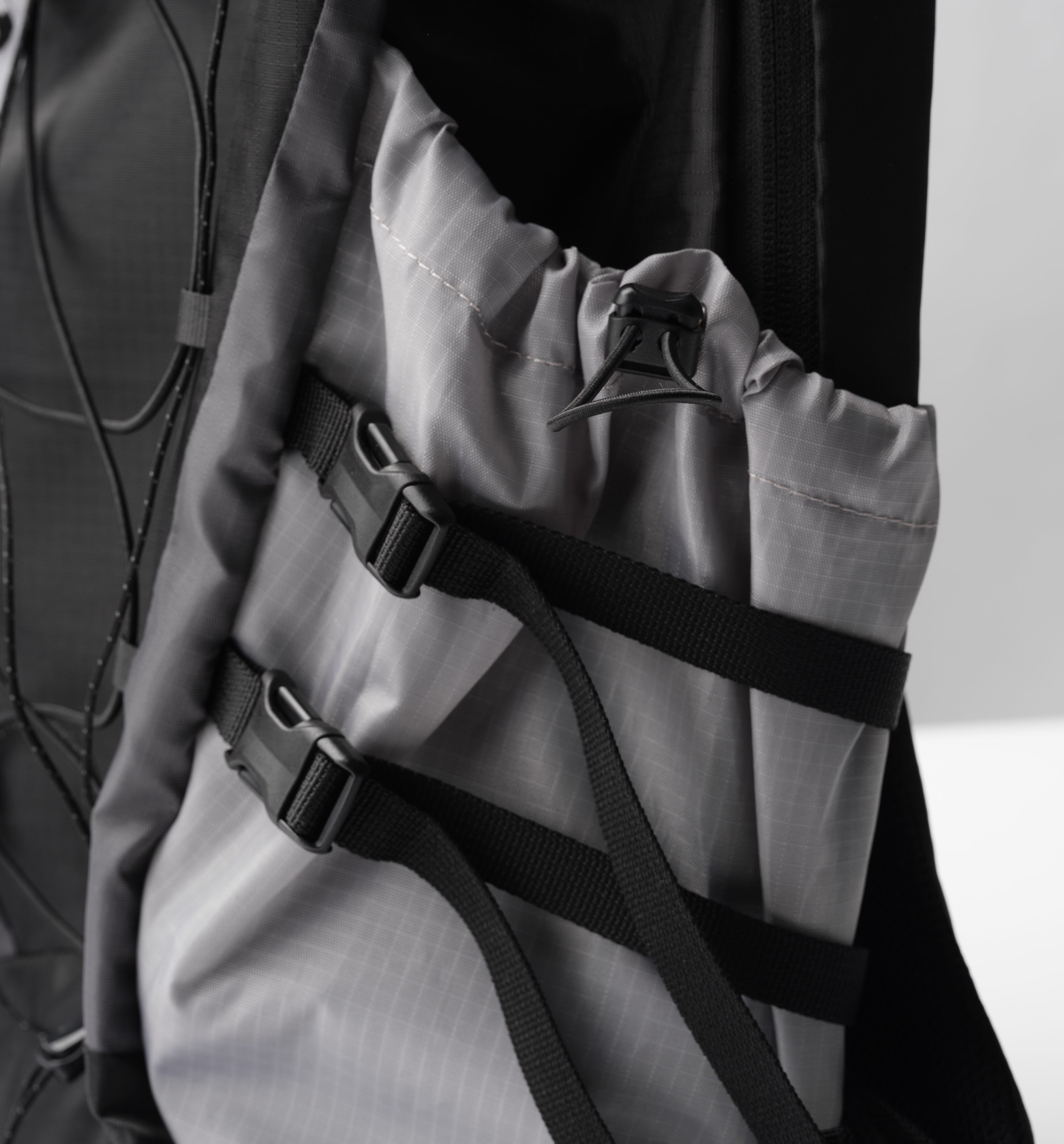 SAN SAN GEAR] STRING BACKPACK [BLACK]_24SS 正規品 韓国ブランド