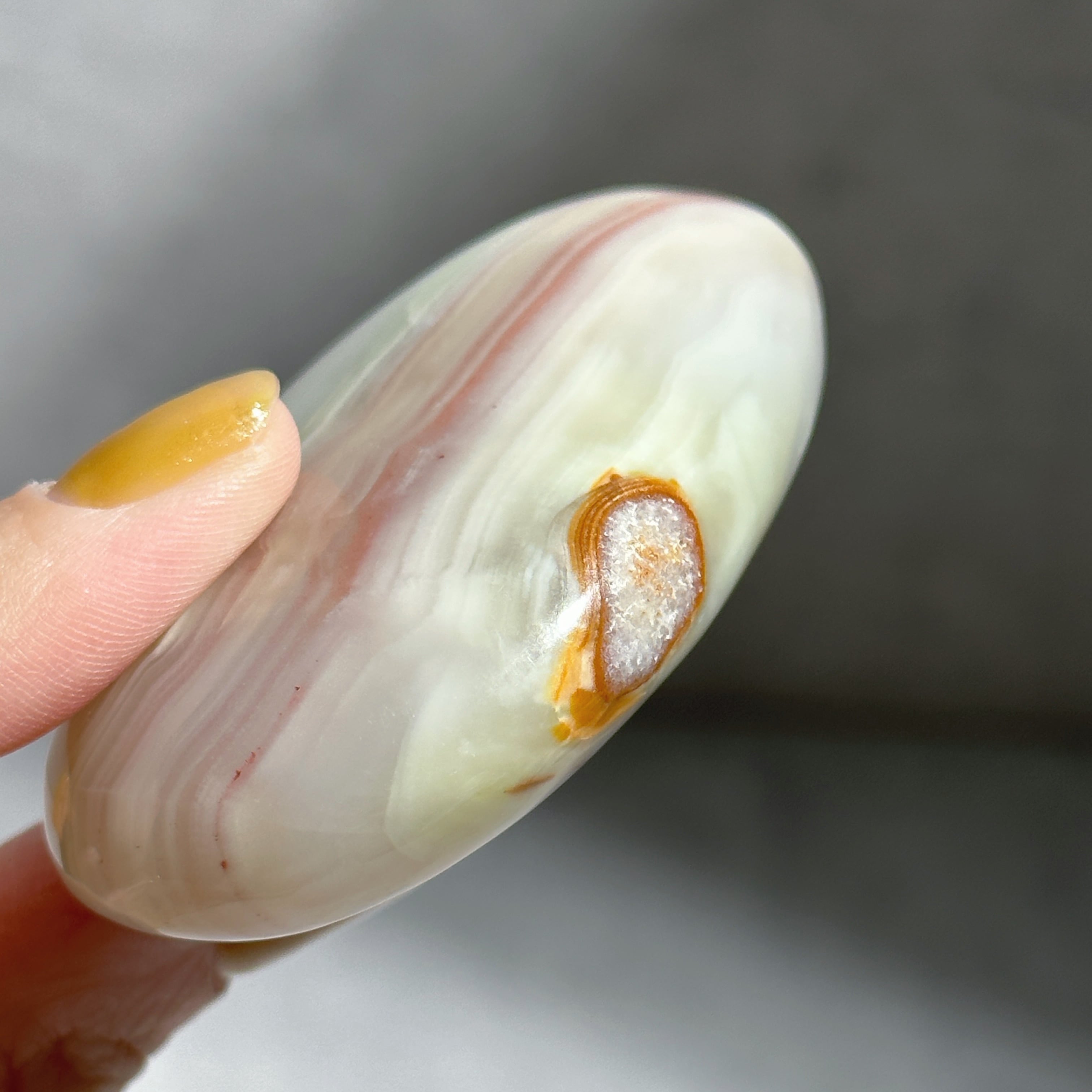 バンデッドオニキス パームストーン13◇ Banded Onyx ◇天然石・鉱物
