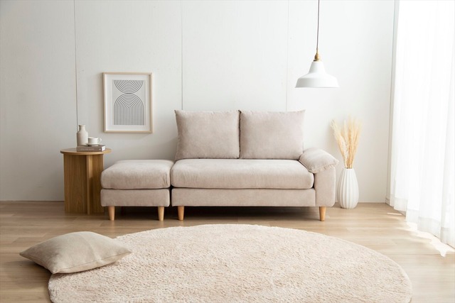 ゆったりごろごろくつろげるオットマン付き2人掛けソファ