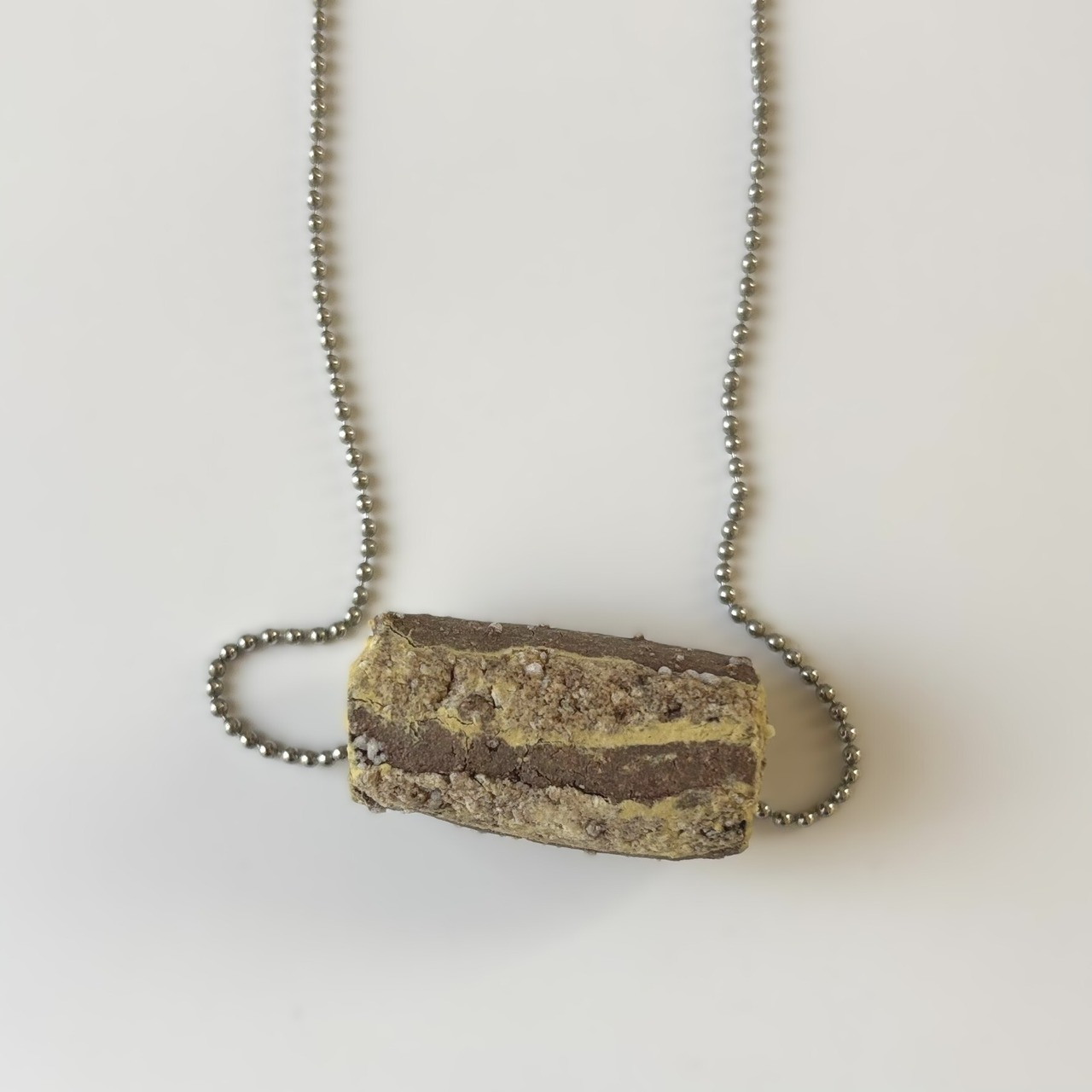 ＃25055 ネックレス／地層のパーティ　Necklace／A Party of Clay Strata