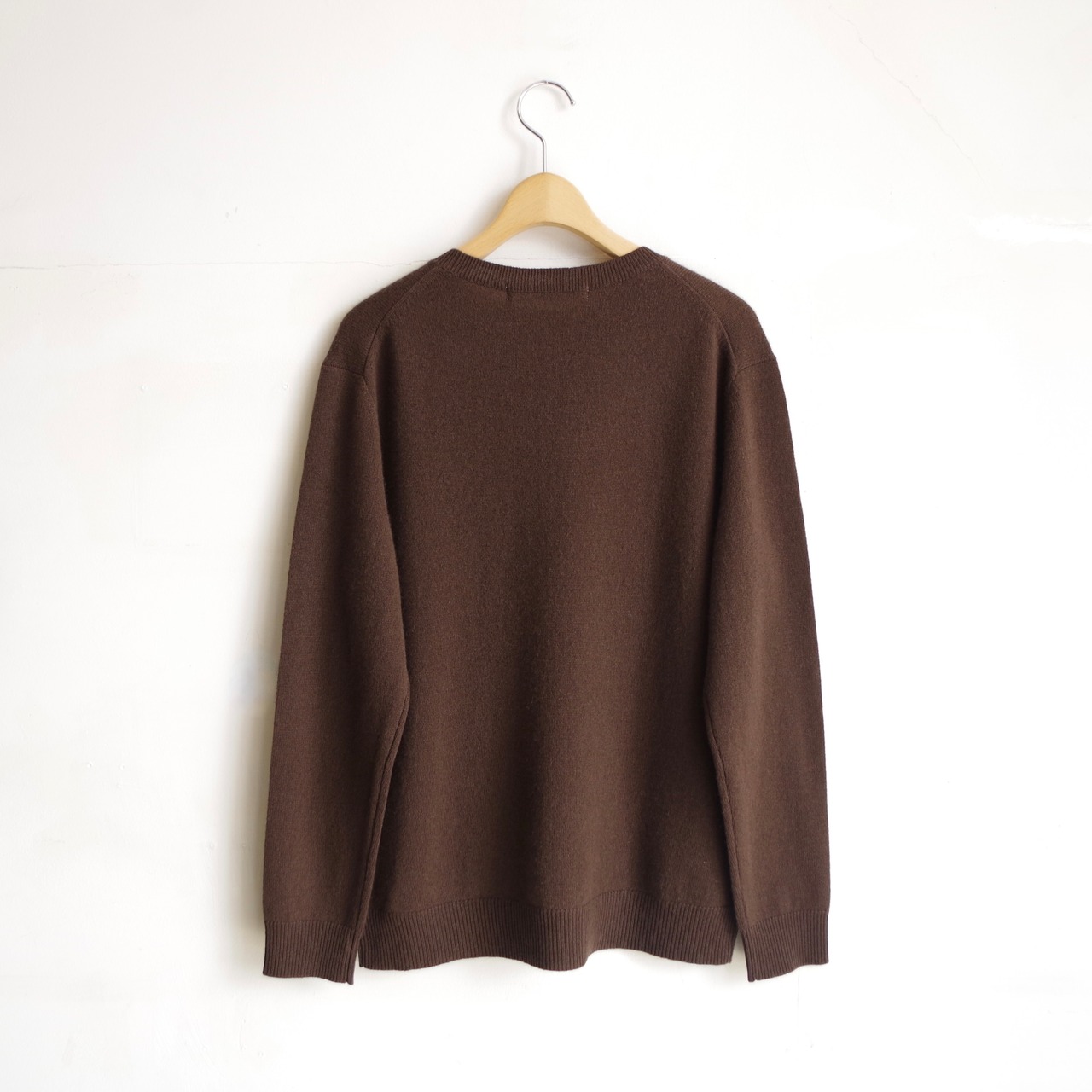 one f.  Cashmere Crew Neck Knit