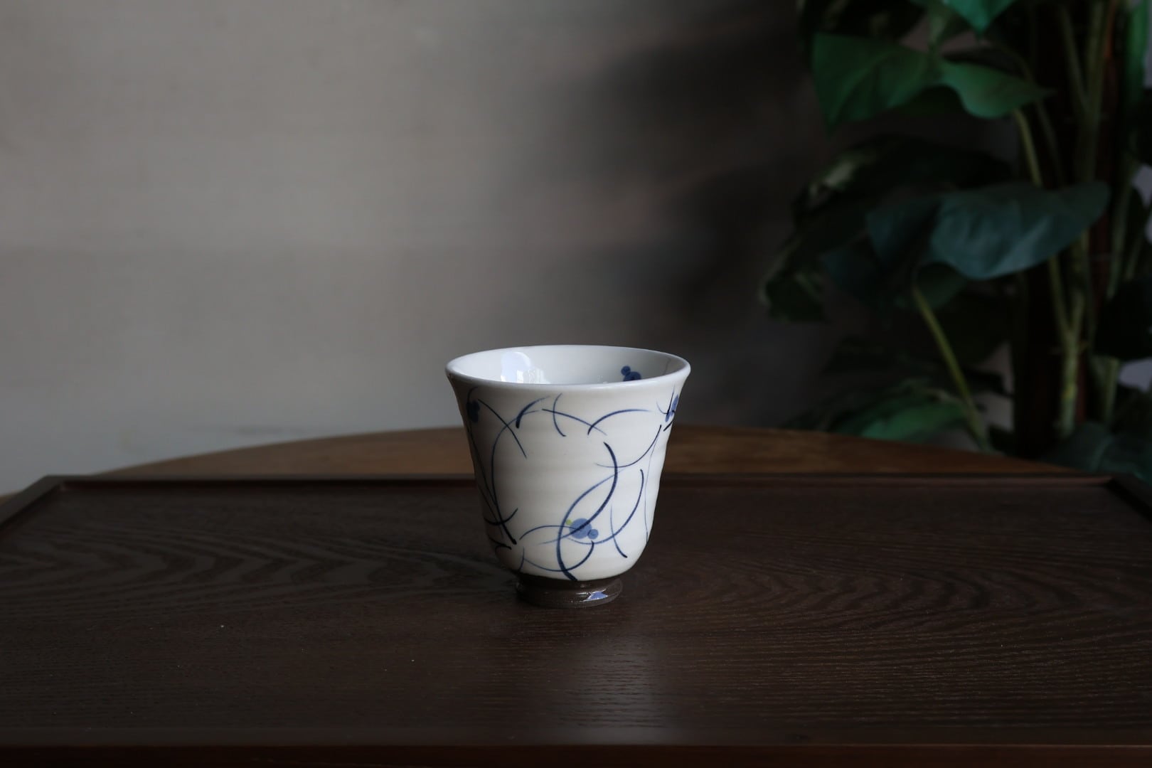 波佐見焼 花散し コップ 青