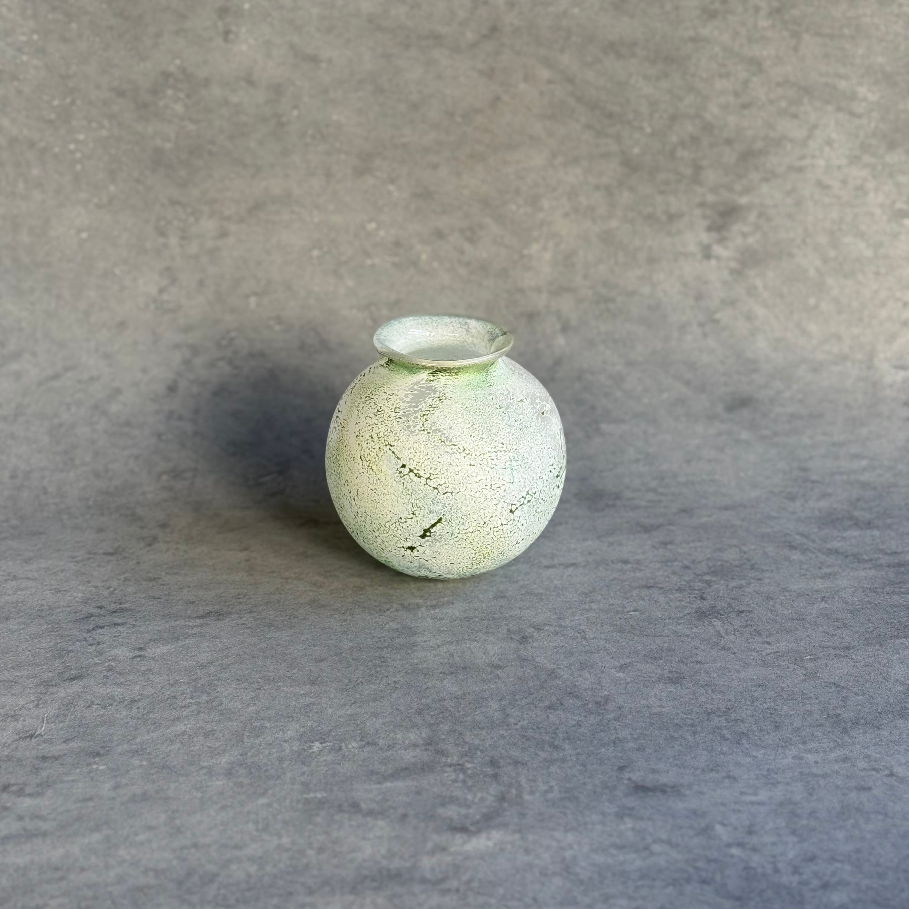 橋村野美知 丸い花瓶 | gallery 一白