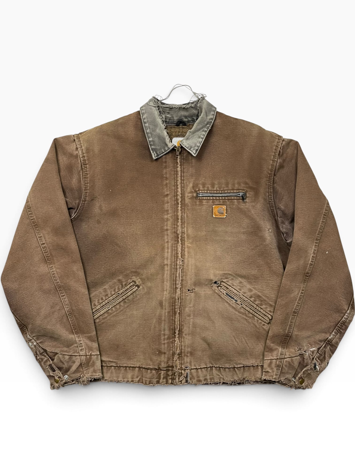 《XL》 Carhartt カーハート デトロイトジャケット フェード ダメージ ワンポイントロゴ 胸ポケット ハチノス ダークブラウン no.10624