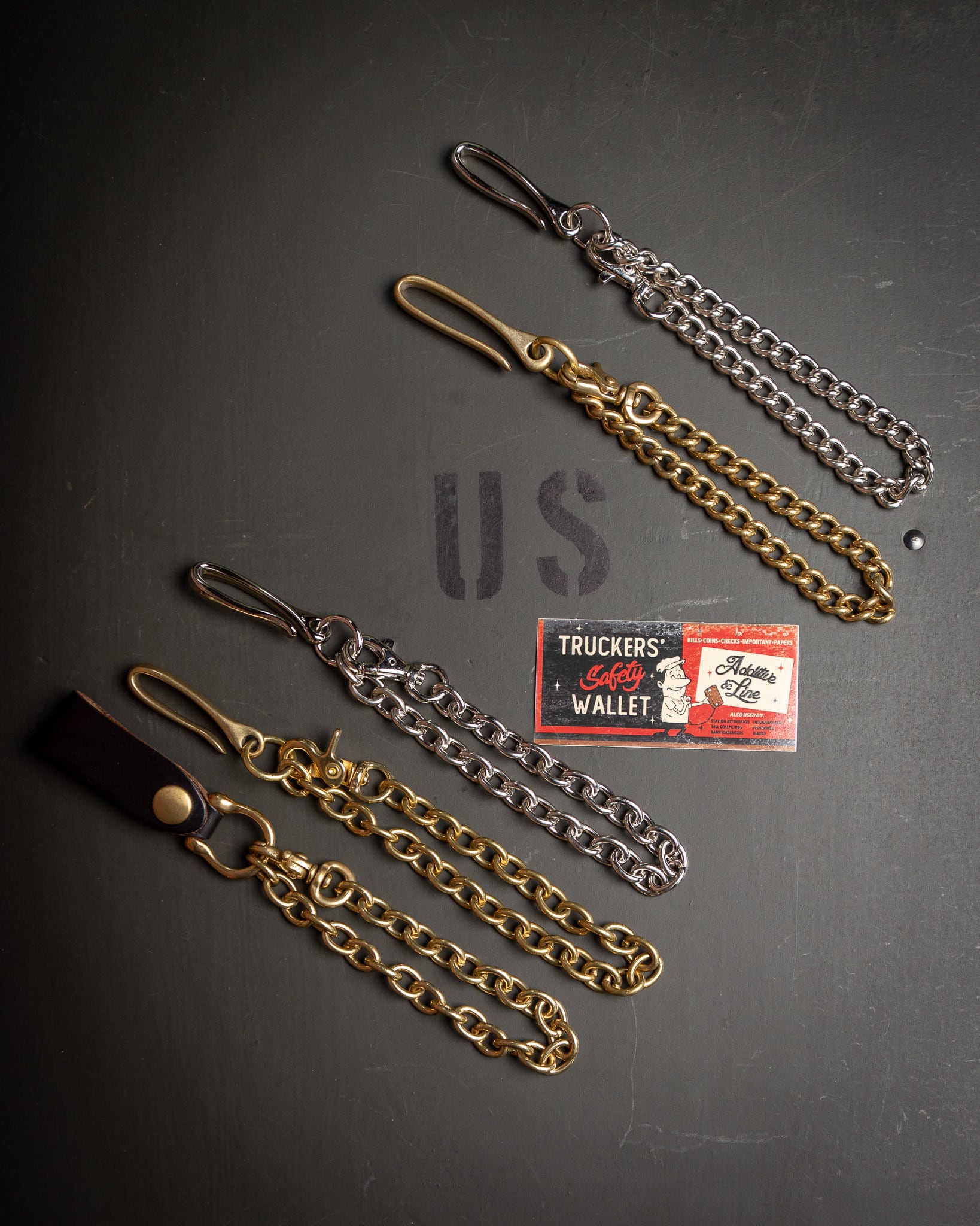 【HORSE BUTT】TS03miniショートウォレット真鍮チェーン付き Additive and Line】Leather Wallet Chain Horse Butt & Brass WCH-006