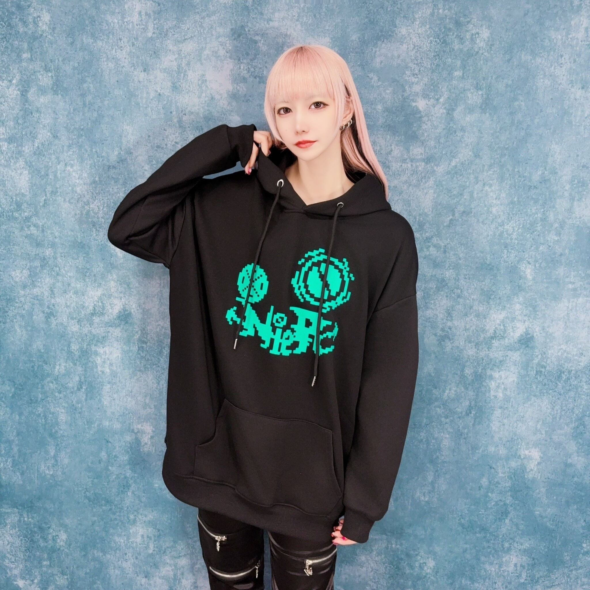PIXEL LOGO PULLOVER HOODIE【TURQUOISE PRINT】 | NIER CLOTHING