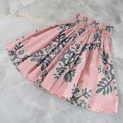 フラダンス 衣装 パウスカート ピンク系 ハワイアンプリント ハワイアン アロハ フラ ダンス レッスン 練習 華やか 鮮やか かわいい おしゃれ シングル スカート フレア 軽やか ふんわり 淡色 グレイ系 ホワイト系 ピンク 灰色 白 フラダンス衣装 ハワイアンスタイル かわいいスカート 練習用 衣装スカート おしゃれ服 女性用ダンススカート 軽やかなデザイン パウスカートピンク ハワイアンデザイン フリルスカート シンプルスタイル ダンスレッスン着