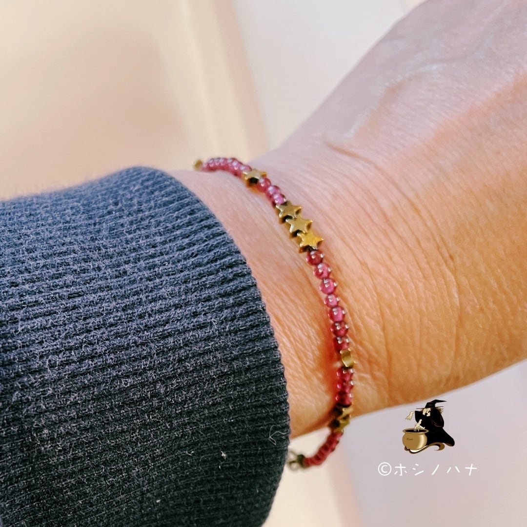 SALE!!~１月ガーネットと星のブレス~WitchHand★魔女様工房