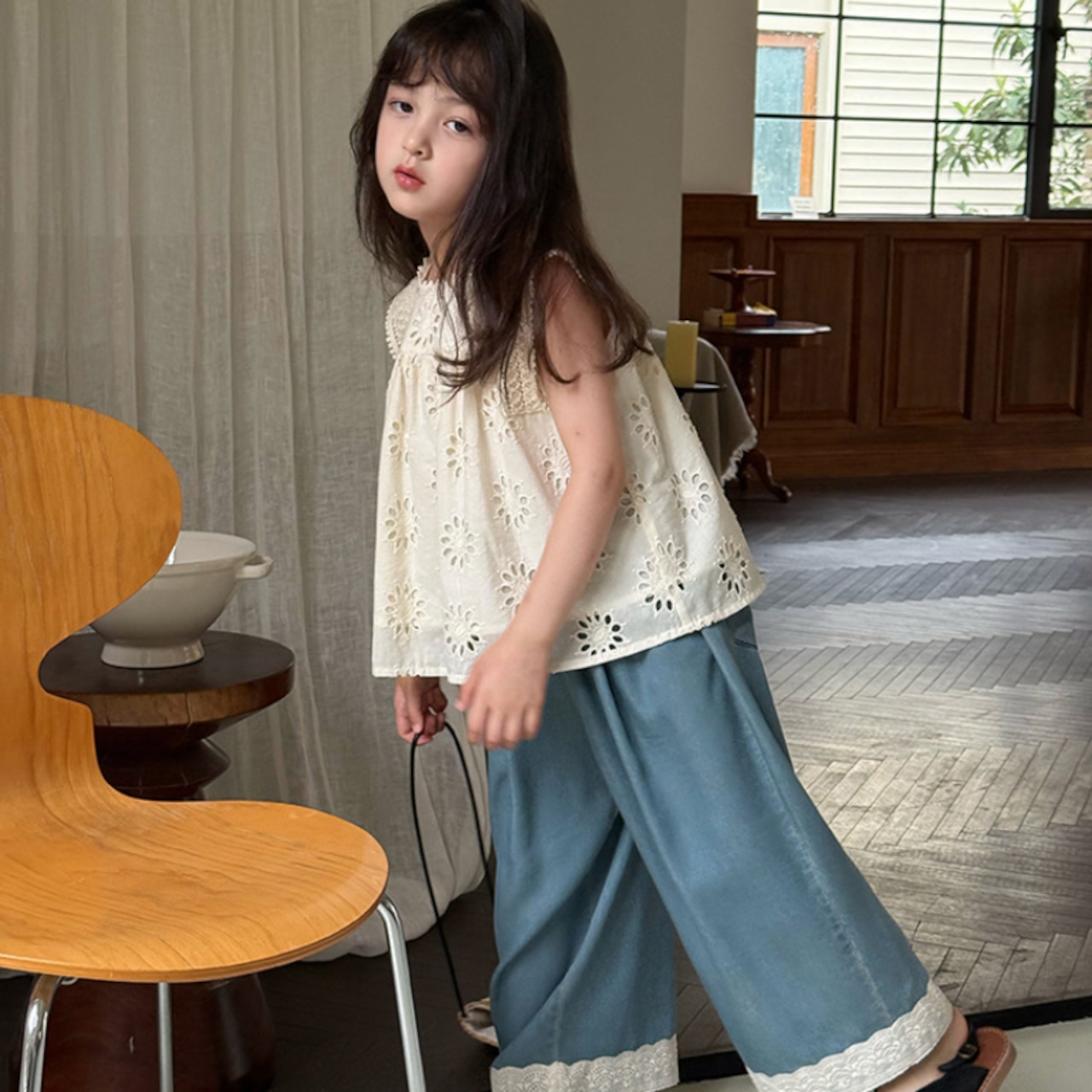 夏透かし編みレースベストORジンズ