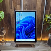 \ 公式ショップ限定価格❣️/ 準美品《LTEモデル》Surface Pro5 プラチナ 2in1 メモリ8GB SSD256GB 第7世代 ノートパソコン 安心サポート&3ヶ月保証付き