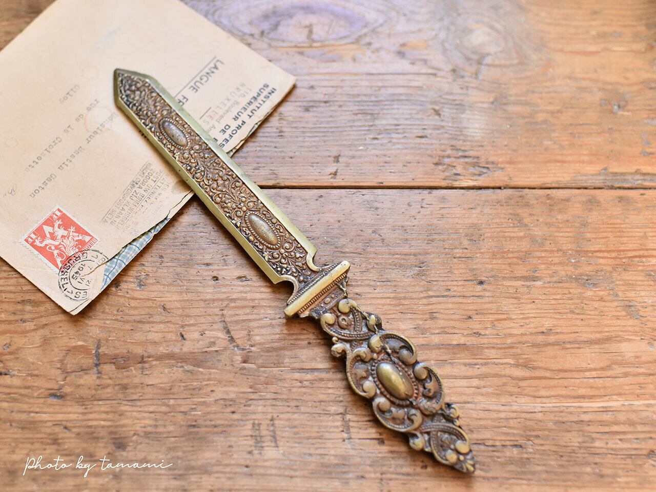 装飾が素敵なペーパーナイフ 真鍮製 フレンチアンティーク
